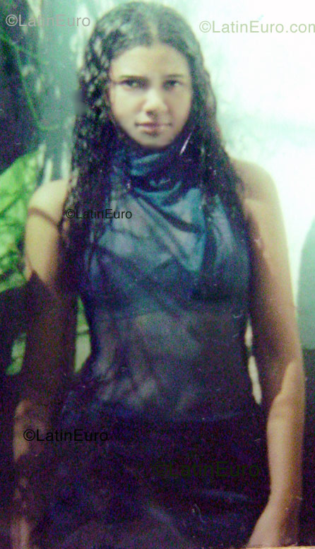 Date this athletic Brazil girl Francinete from Teresina B1201