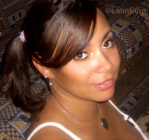 Date this sultry Brazil girl Jaqueline from Sao Goncalo B1299