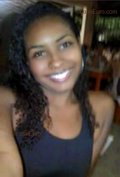 Date this athletic Brazil girl Poliana from Vila Velha B1534