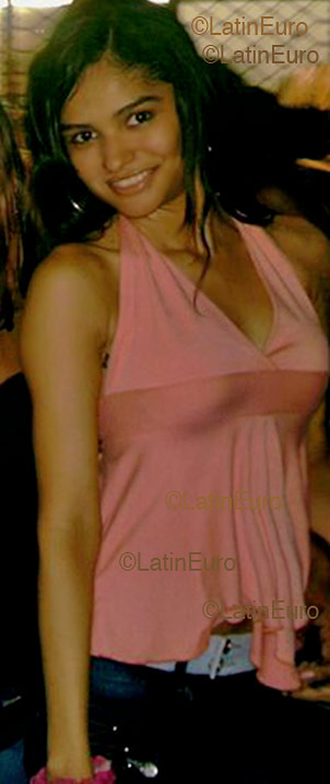 Date this young Brazil girl Deborah from Manaus B1591