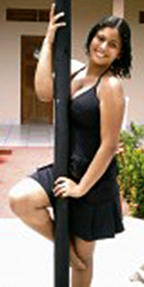 Date this cute Brazil girl Ynaiara from Rio Preto Da Eva B1609