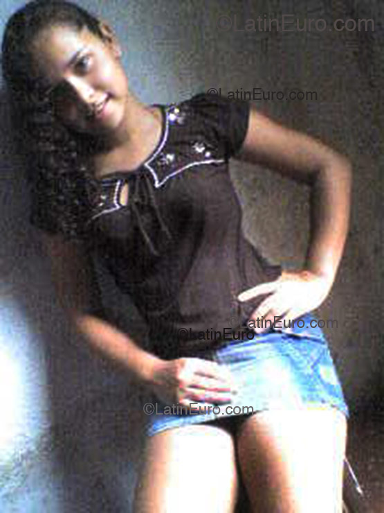 Date this sultry Brazil girl Israelita from Quixada B1610