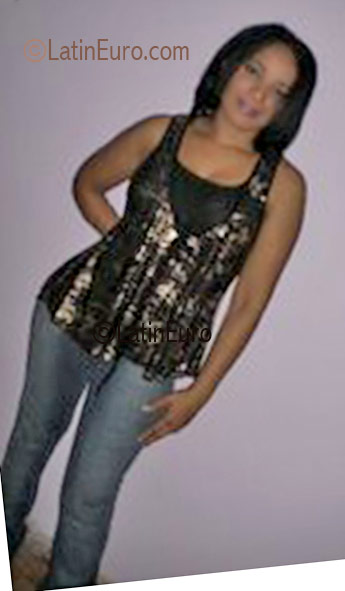 Date this good-looking Brazil girl Marlucia from  B1644