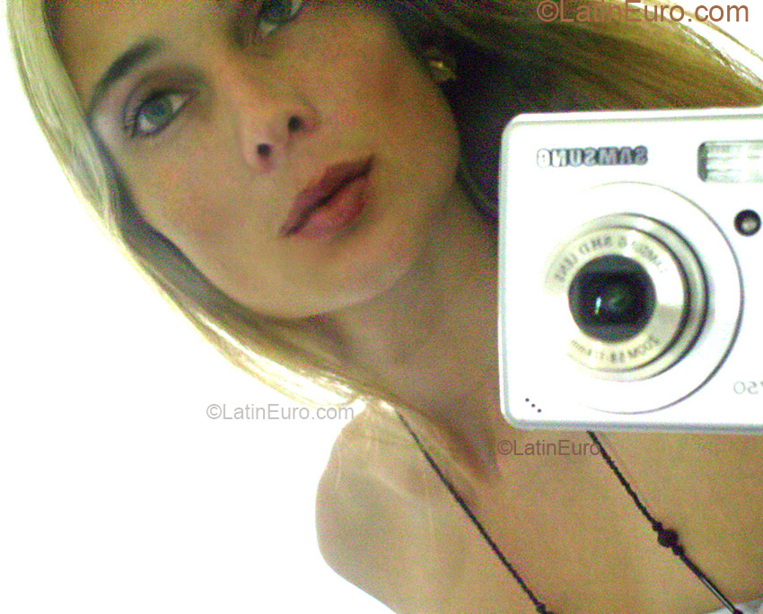 Date this sensual Brazil girl Juliana from  B1973