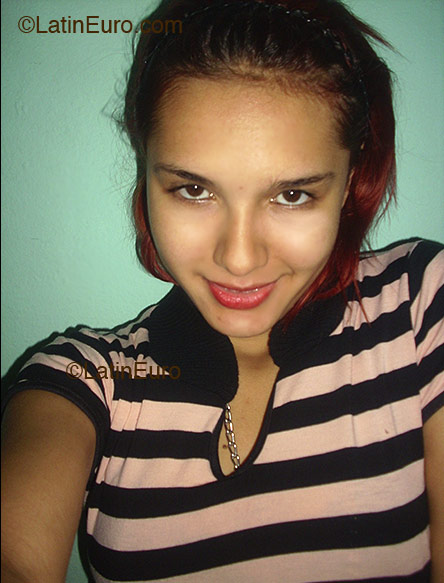 Date this sensual Brazil girl 2045 from  B2045