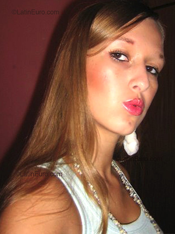 Date this delightful Brazil girl Bruna from  B2060