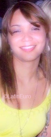 Date this voluptuous Brazil girl Rebeca from Sao Jose dos Campos B2164