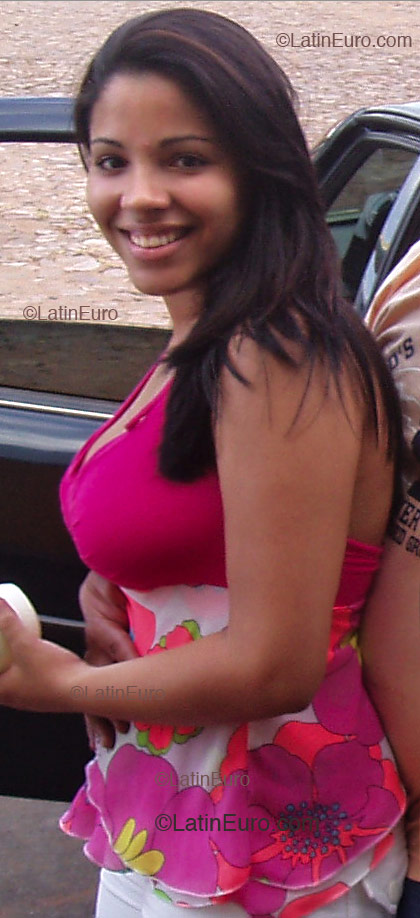 Date this beautiful Brazil girl Amanda from Teresina B2244