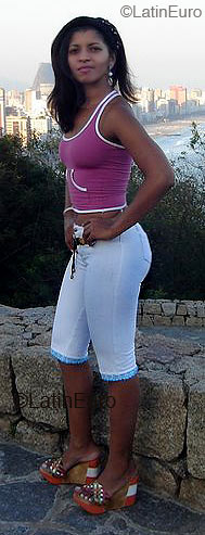 Date this delightful Brazil girl Rosileide from VARZEA GRANDE B2407