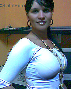 Date this hot Brazil girl Edneia from Cuiaba B2495