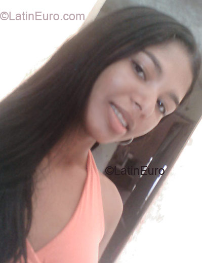 Date this young Brazil girl Tayslane- from BACABAL B2582