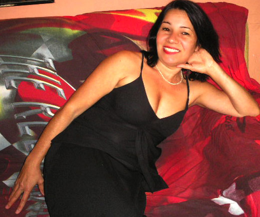 Date this beautiful Brazil girl Lusidete from CAMBUCI B2703