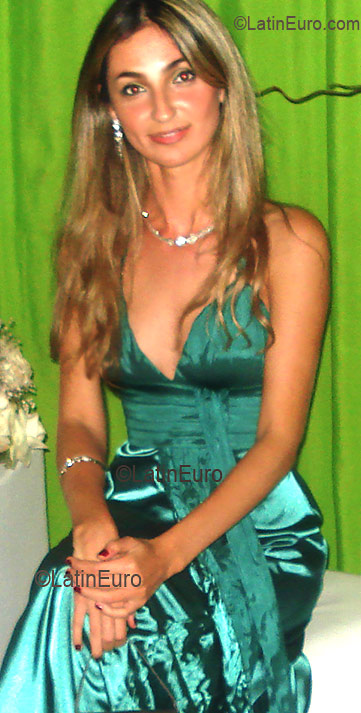 Date this georgeous Brazil girl Cristiane from SAO MATEUS B2747