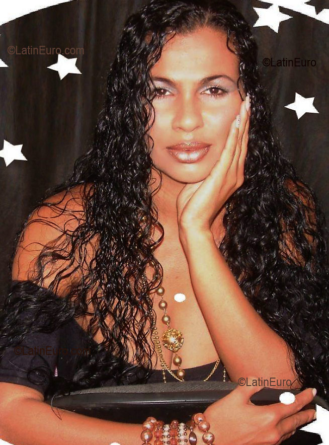 Date this young Brazil girl Luz from PETROLINA B2820