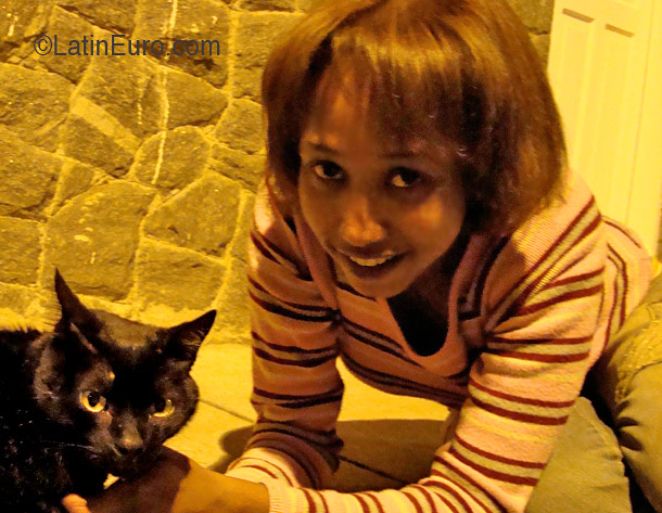 Date this hard body Brazil girl Marcia from SAO PAULO B2856