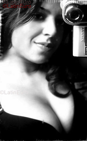 Date this charming Brazil girl Gabriela from SAO PAULO B2928