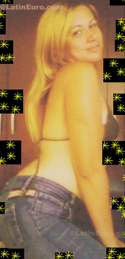 Date this stunning Brazil girl Keila from Brasilia B310