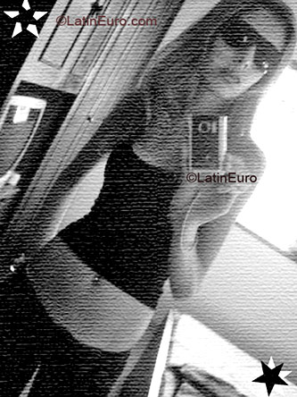 Date this athletic Brazil girl Giovana from AMPARO B3133