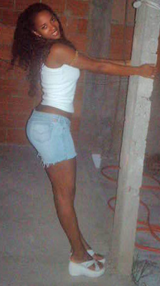 Date this sensual Brazil girl Adriana from RIO DE JANEIRO B3151