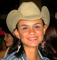 Date this funny Brazil girl Paulinha from ITAPECERICA DA SERRA B3167