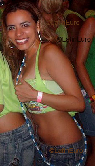 Date this good-looking Brazil girl Luiza from BELEM B3246