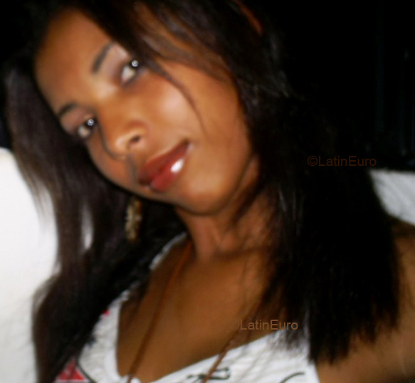 Date this gorgeous Brazil girl Maria from NATAL B3260