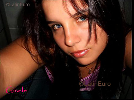 Date this attractive Brazil girl Gisele from NOSSA SENHORA DE FATIMA B3280