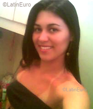 Date this good-looking Brazil girl Alice from MANAUS B3303