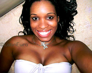 Date this delightful Brazil girl Isabelle from RIO DE JANEIRO B3415
