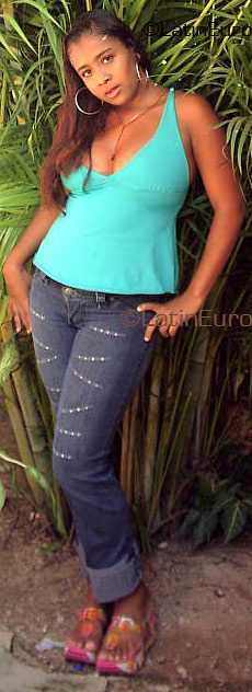 Date this stunning Brazil girl Rosana from JARDIM B3421