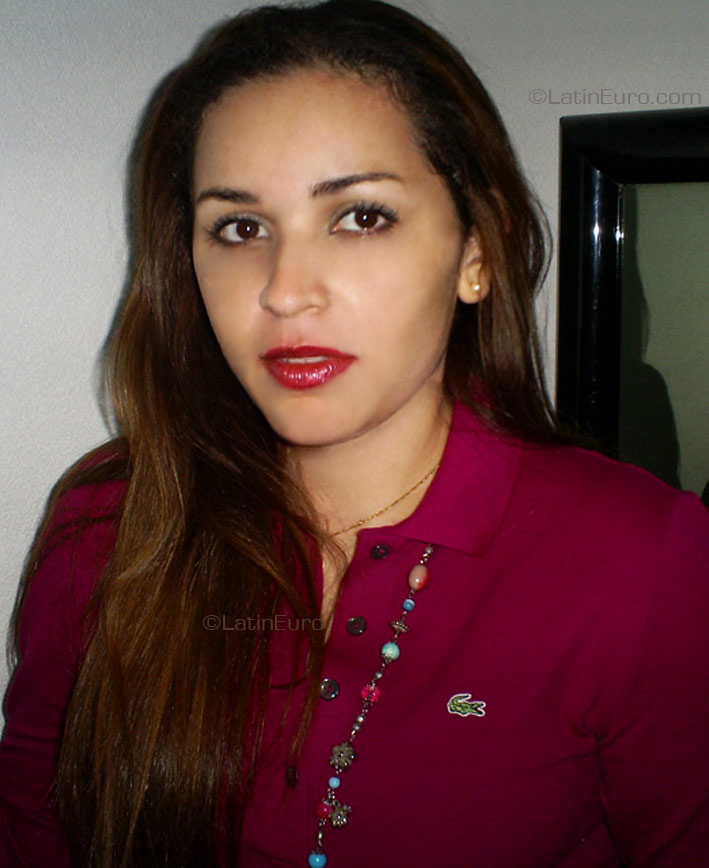 Date this foxy Brazil girl Raissa from JOAO PESSOA B3444