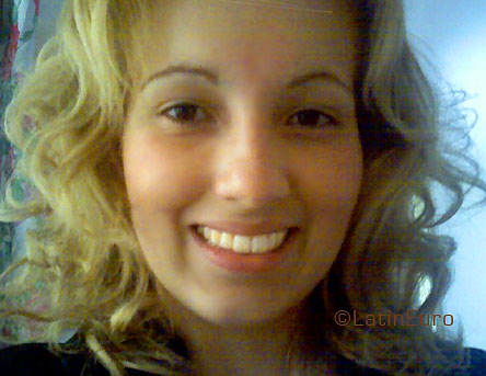 Date this funny Brazil girl Angelica from BRASILIA B3491