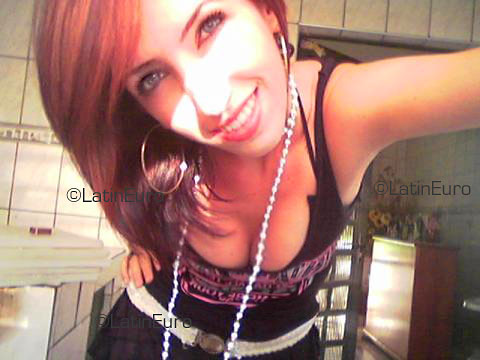 Date this beautiful Brazil girl Cristiane from SAO PAULO B3627