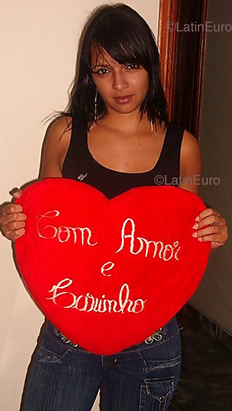 Date this sultry Brazil girl Ana from RIACHO FUNDO B3688