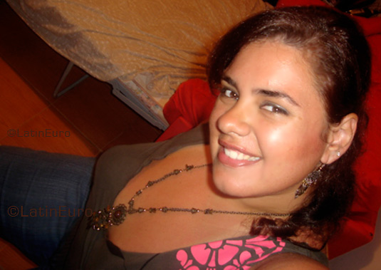 Date this beautiful Brazil girl Aline from RIO DE JANEIRO B3794