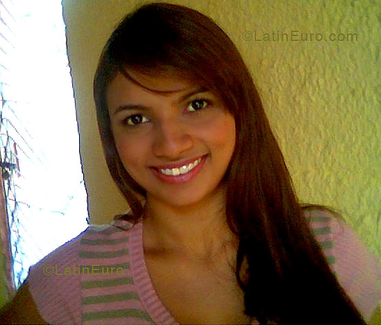 Date this fun Brazil girl Milene from FORTALEZA B3843