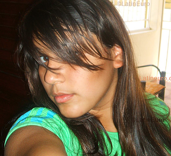 Date this funny Brazil girl Julyanne from RECIFE B3941