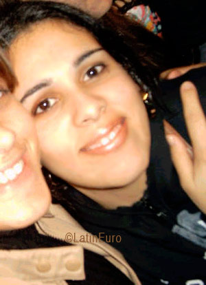 Date this beautiful Brazil girl Fabiane from BLUMENAU B3961