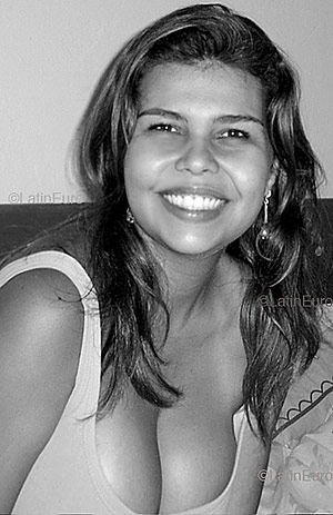 Date this gorgeous Brazil girl Rachael from  B4068