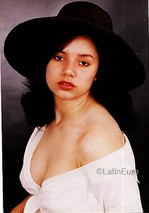 Date this athletic Brazil girl Denise from LONDRINA B4208