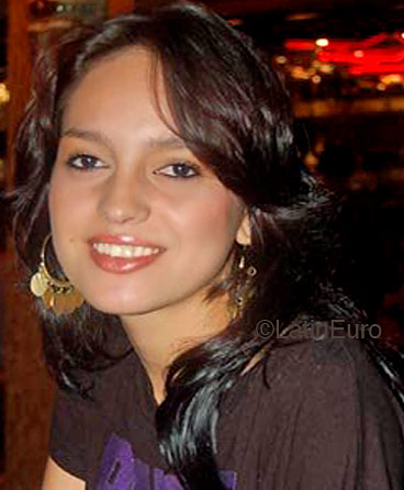 Date this cute Brazil girl Veronica from MANAUS B4252