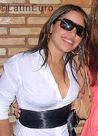 Date this attractive Brazil girl Ariadne from ANASTACIO B4327