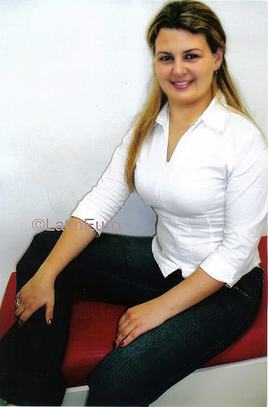 Date this young Brazil girl Franciele from  B4371