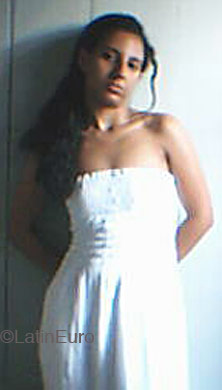 Date this hot Brazil girl Fabiana from GOVERNADOR VALADARES B4373