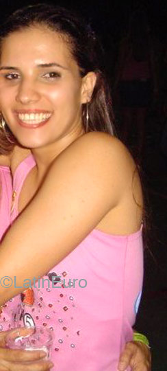 Date this pretty Brazil girl Sarah from LINHARES B4386