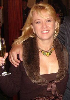 Date this cute Brazil girl Silvia from SAO PAULO B4400