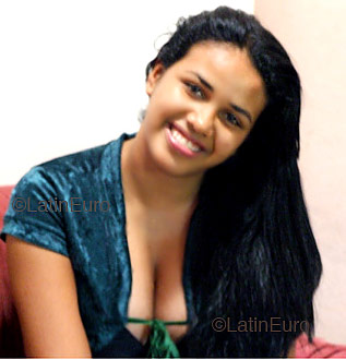 Date this pretty Brazil girl Fabiana from SANTA INES B4450
