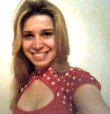 Date this happy Brazil girl Karine from SAO JORGE B4489