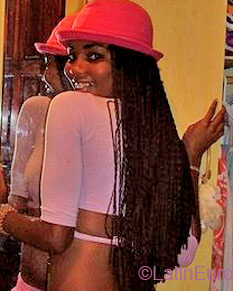 Date this pretty Brazil girl Teandinir from SALVADOR B4551