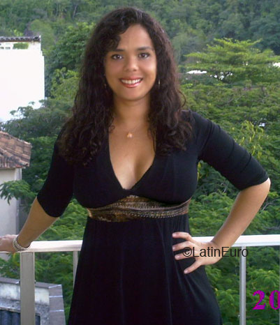 Date this young Brazil girl Andrea from RIO DE JANEIRO B4651
